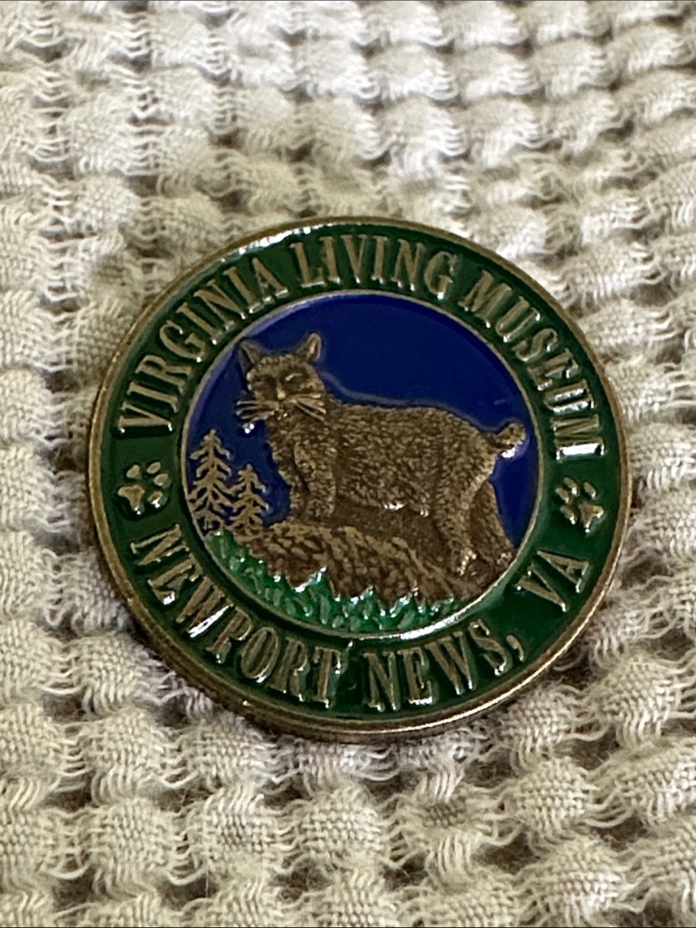 Virginia Living Museum Pin